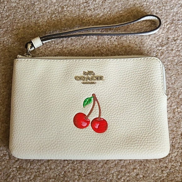 Coach Cherry Wristlet, NWT. π - Picture 3 of 6